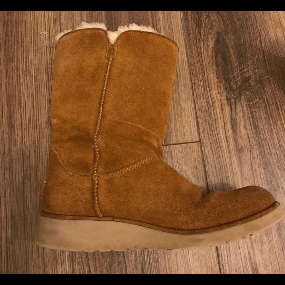 UGG Boots Women’s Size 8